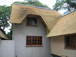  Barberton Thatchers - Mpumalanga thatchers - Mpumalanga thatching - thatched lapas - thatch repairs and renovations